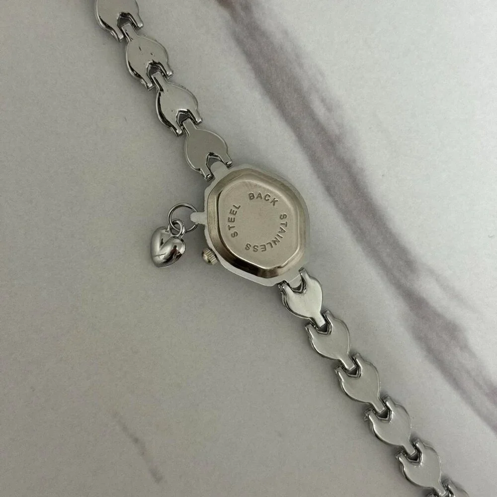 SKU0040 Retro Silver Black Heart Shape‎ Women Watch Bracelet + gift bag